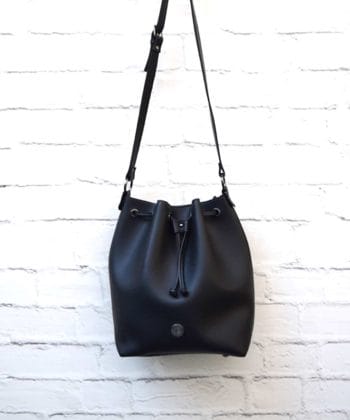 Τσάντα χιαστί πουγκί - Μαύρο