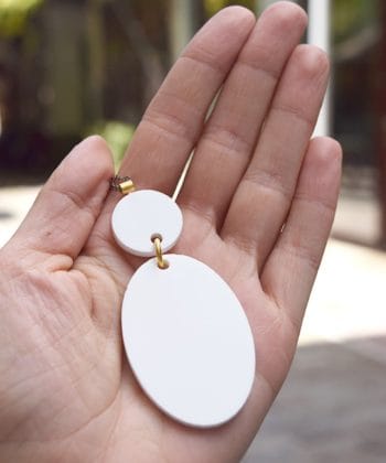 Μενταγιόν Λευκό με Plexiglas 002530a (2)