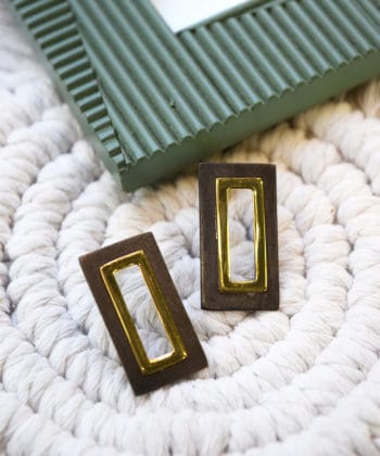Σκουλαρίκια ορθογώνια χρυσό μαύρο 2