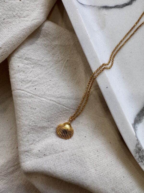 Gold Plated Sterling Silver Shell Pendant Necklace 1