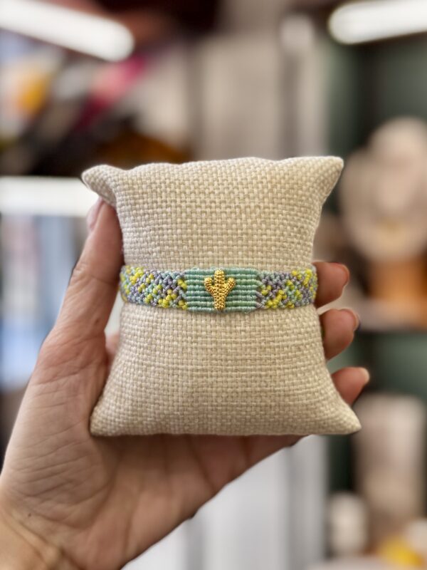 Χειροποίητο Βραχιόλι Boho Macrame Κάκτος Γαλάζιο Λιλά 2