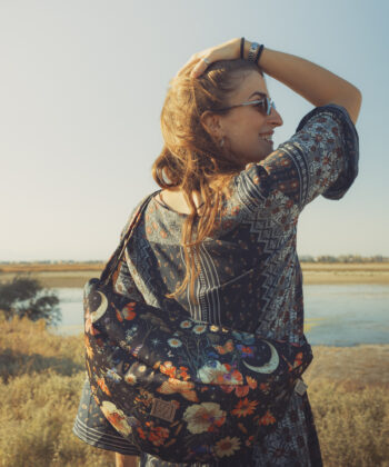 LazyDayz Τσάντα Xιαστί Mπανάνα Floral 1a