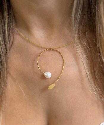 Asymmetrical Gold Plated 925 Sterling Silver Pearl Leaf Necklace